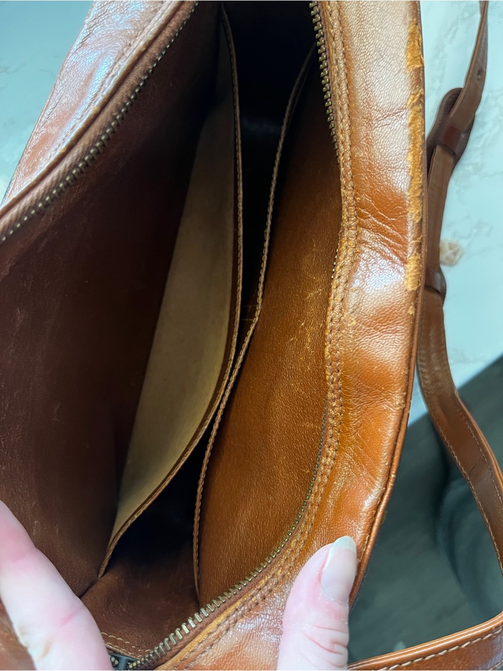Vintage 1970s Louis Vuitton Crossbody with Tan Trim - Picture 7 of 13